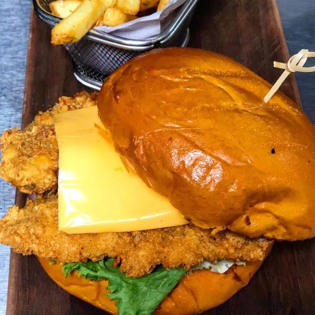 Burgers, Sandwiches & Wraps 